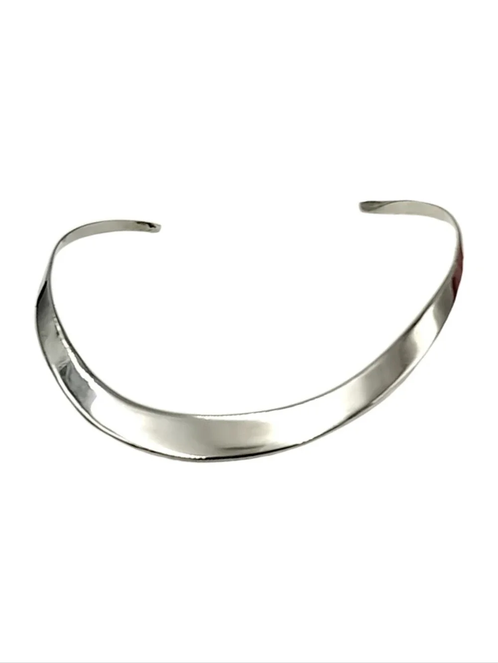 GIZ sculptural 925
